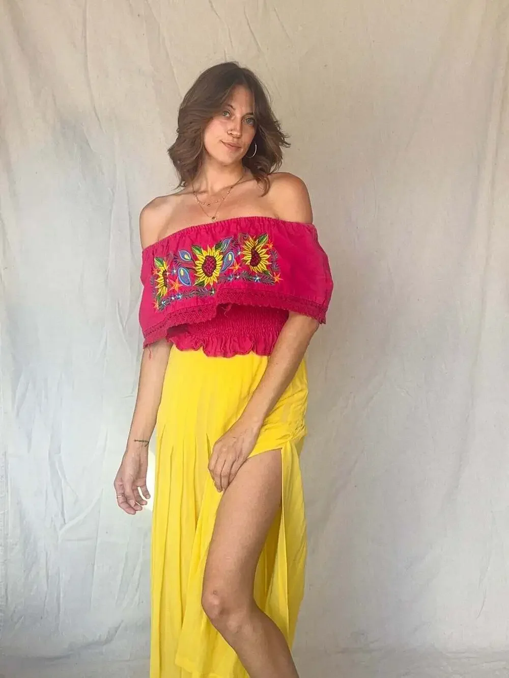 Vintage Hot Pink Off the Shoulder Embroidered Sunflower Oaxacan Summer Top - Picture 6 of 10